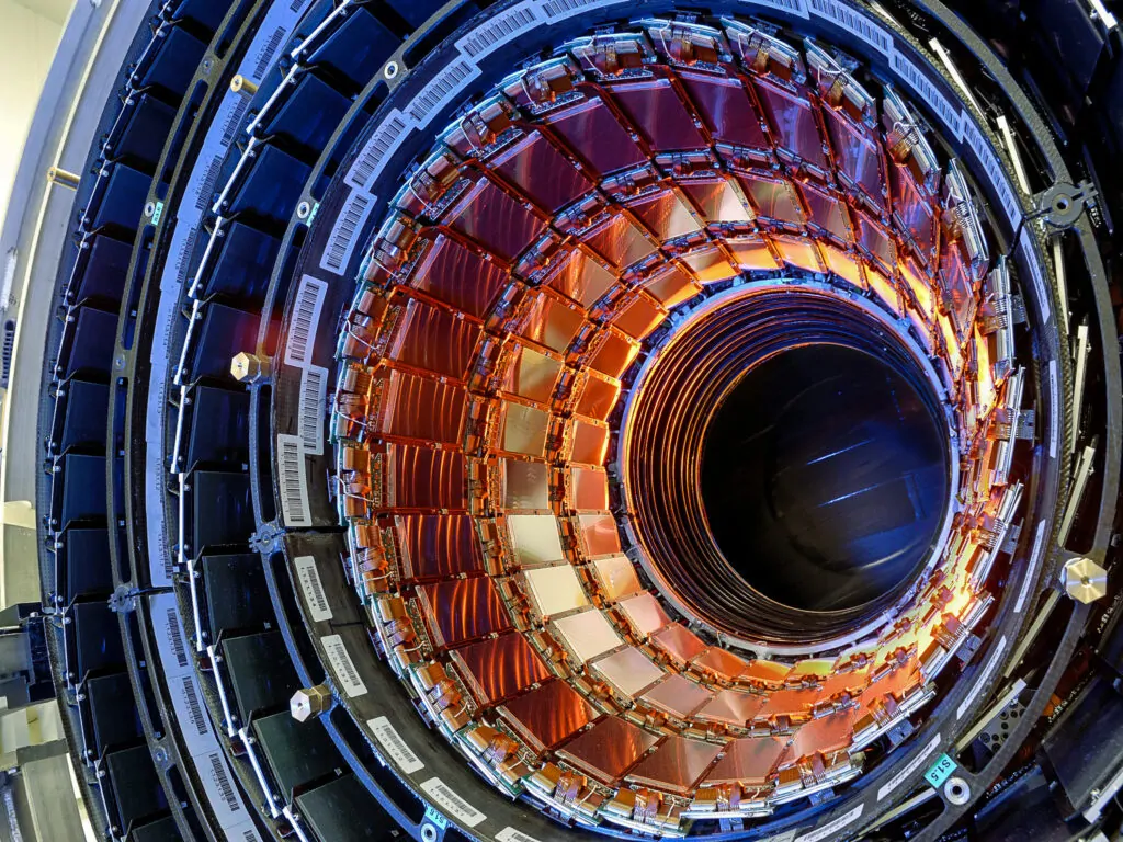 Cern’deki Parçacık Hızlandırıcıdan Bir Görüntü